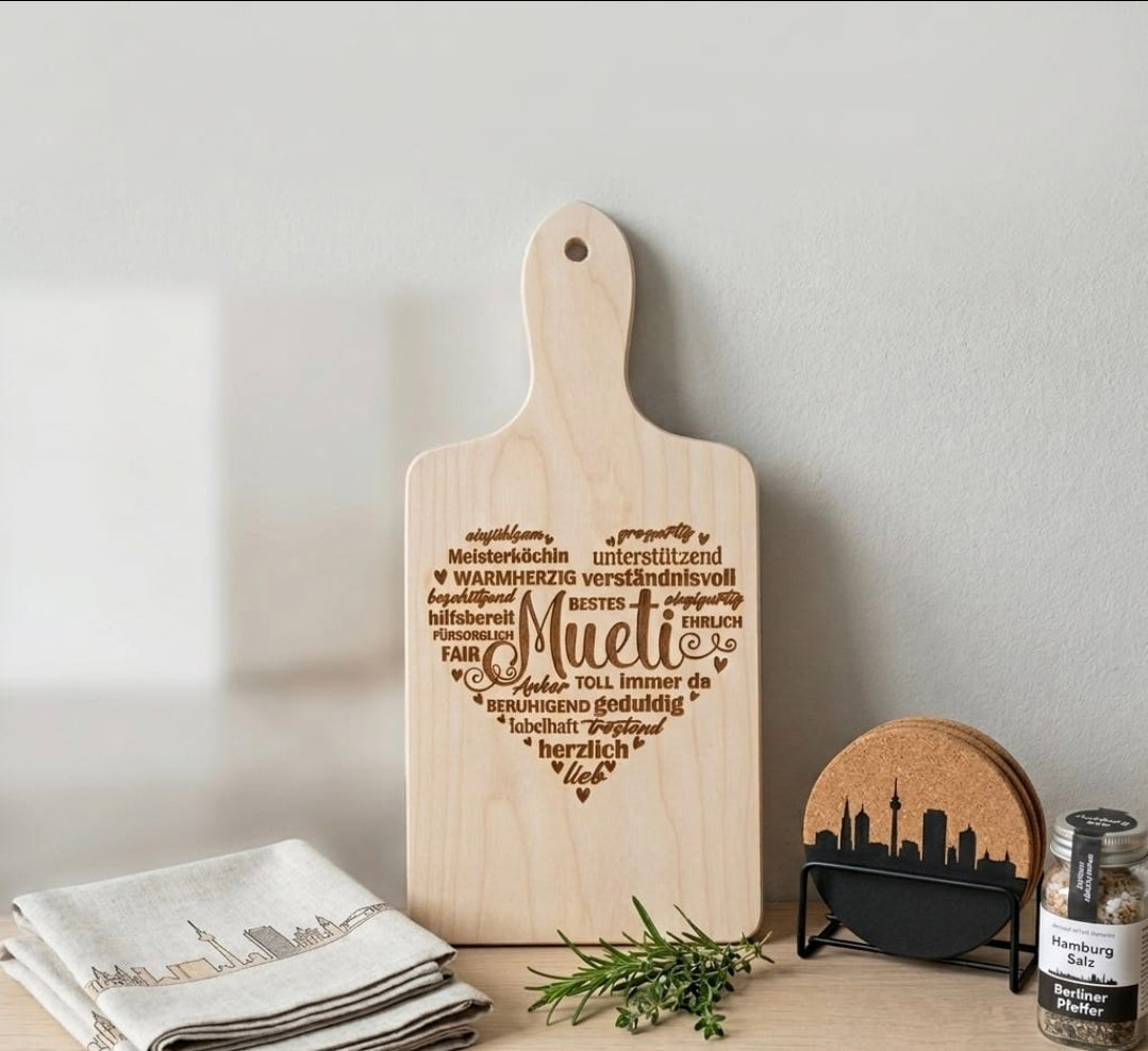 Holzschneidebretter graviert aus Ahorn