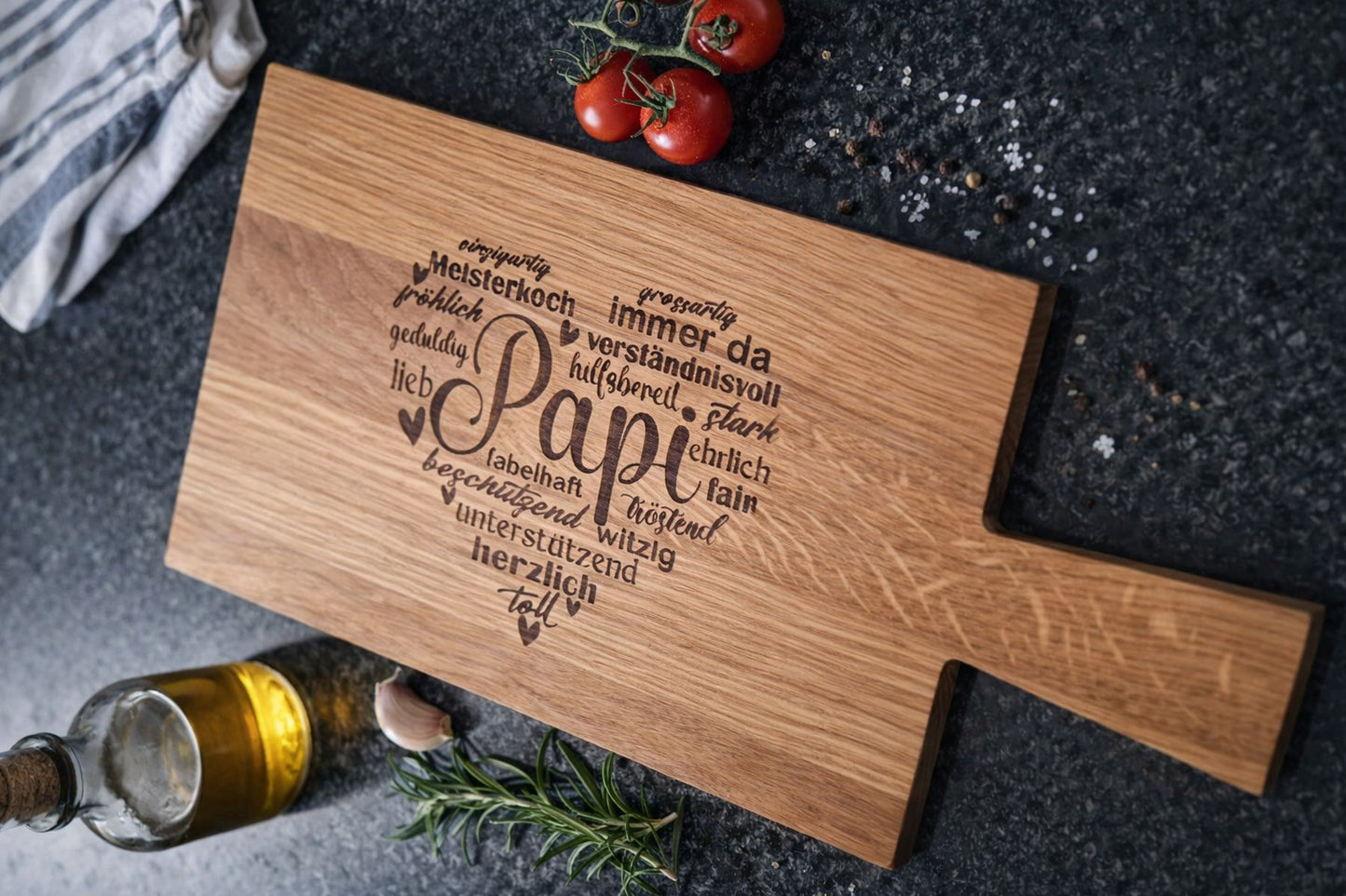 Graviertes Holzbrett 'Papi' – personalisiertes Geschenk aus Eiche